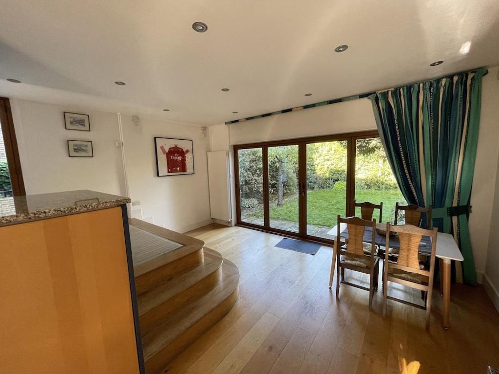 Beautiful 5-Bedroom Townhouse London Eksteriør bilde